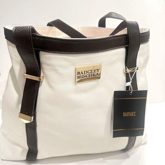 BADGLEY MISCHKA Anna vegan Leather Tote Travel Bag, purse XL Weekender - Picture 9 of 11